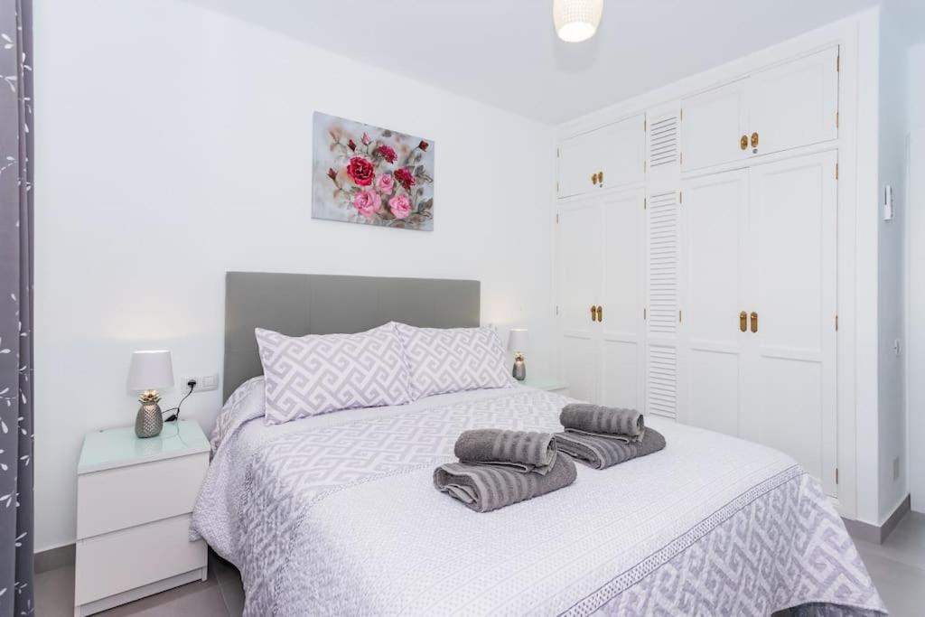 Casa Bella Apartment ปูแอร์โตเดลคาร์เมน ภายนอก รูปภาพ