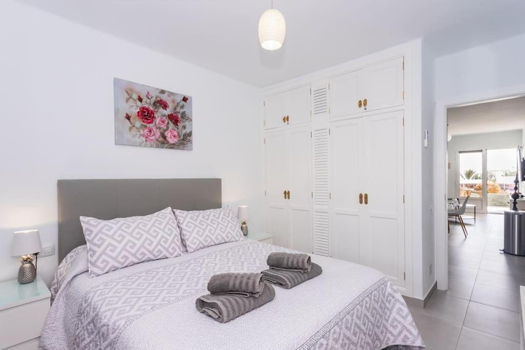 Casa Bella Apartment ปูแอร์โตเดลคาร์เมน ภายนอก รูปภาพ